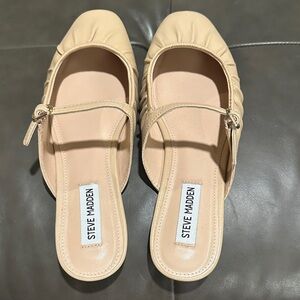 Steve Madden Women's Cream Mules with Strap